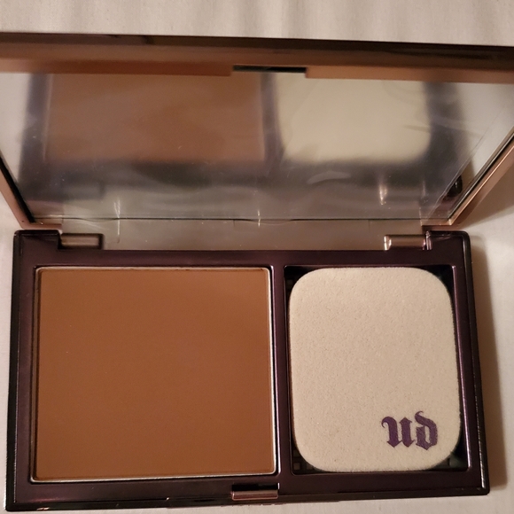BNIB Urban Decay Naked Skin - Picture 3 of 3